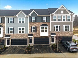 343 Telluride Ln in Cranberry Township, PA - Building Photo