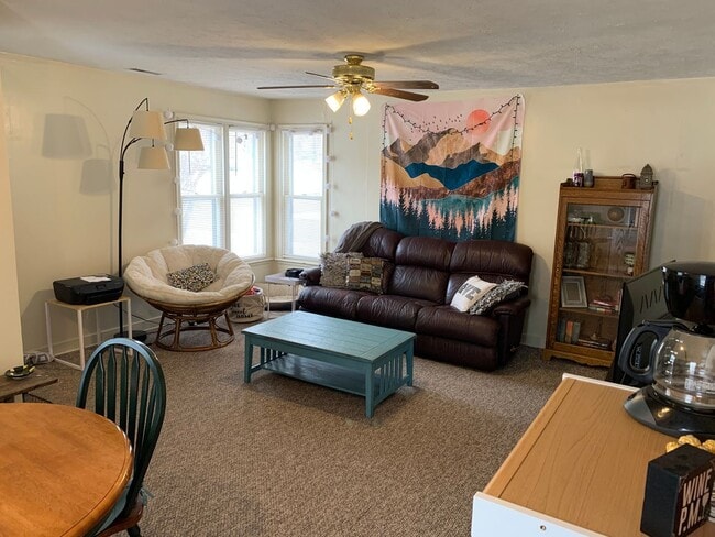 1123 Claflin Rd in Manhattan, KS - Building Photo - Building Photo