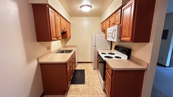 1949 Western Ave, Unit 304 in Albany, NY - Building Photo