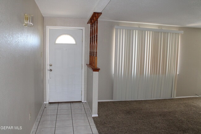 5613 Wadsworth Ave in El Paso, TX - Building Photo - Building Photo