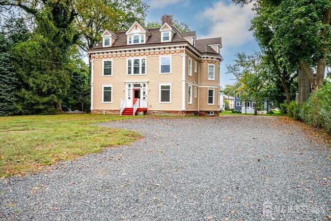 443 Middlesex Ave-Unit -1N in Metuchen, NJ - Building Photo - Building Photo