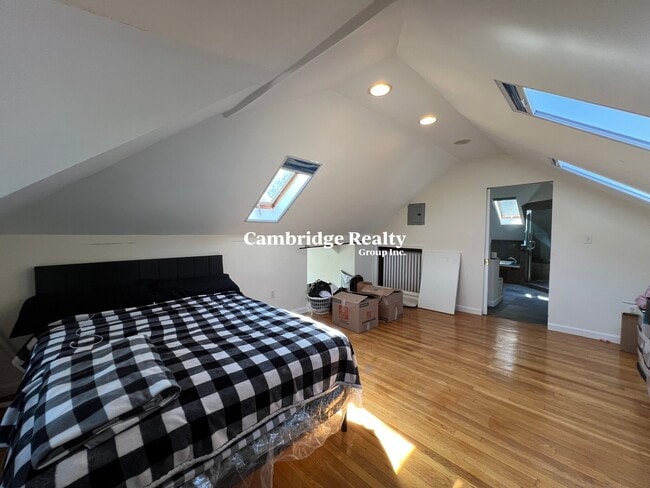 88 Fellsway E, Unit 2