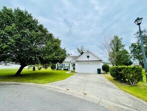 1000 Liriope Ln in Conway, SC - Building Photo - Building Photo