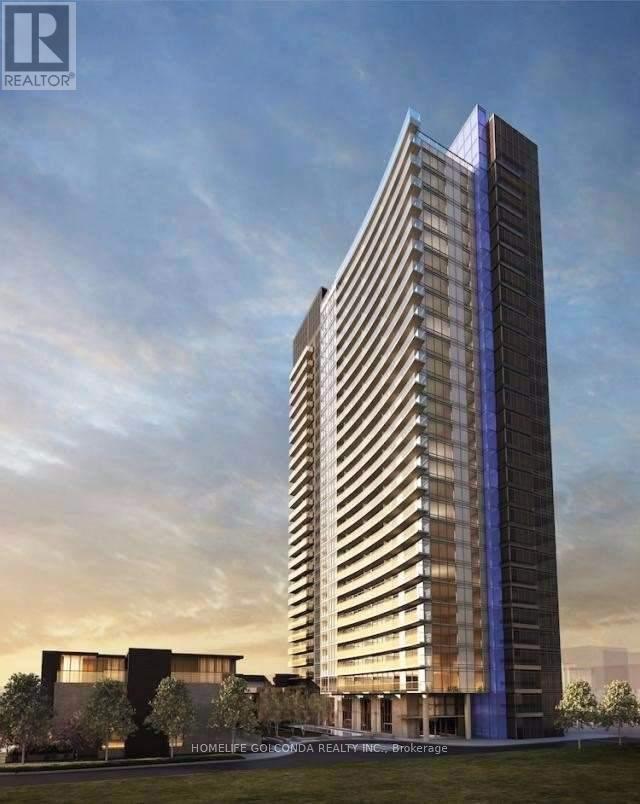 121-121 McMahon Dr in Toronto, ON - Building Photo - Building Photo