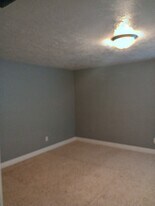 3461 Jupiter Hills Dr in Syracuse, UT - Building Photo