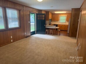 294 Spicewood Cir in Troutman, NC - Building Photo - Building Photo