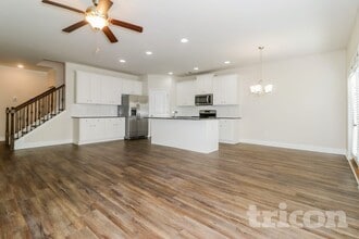 539 Trickum Hill Dr in Lawrenceville, GA - Foto de edificio - Building Photo