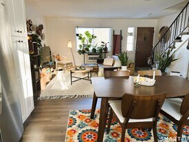 18 Harry Brook Village in New Milford, CT - Building Photo