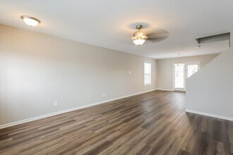 673 Sedgewick Ln in Greenfield, IN - Building Photo - Building Photo