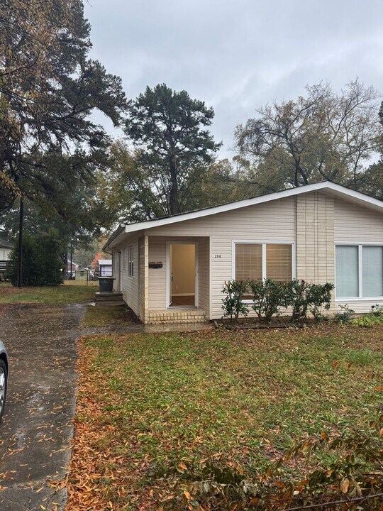 206-208Caldwell Caldwell St in Kannapolis, NC - Building Photo