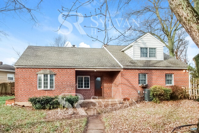 property at 1097 N Adams St
