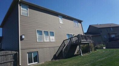 15004 Cherry St in Bennington, NE - Building Photo - Building Photo