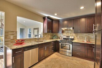 118 Pagosa Way in Fremont, CA - Building Photo - Building Photo