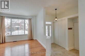 11 Westmeath Crescent in Ottawa, ON - Building Photo - Building Photo