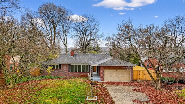 3637 Sunset Dr in Upper Arlington, OH - Building Photo - Building Photo