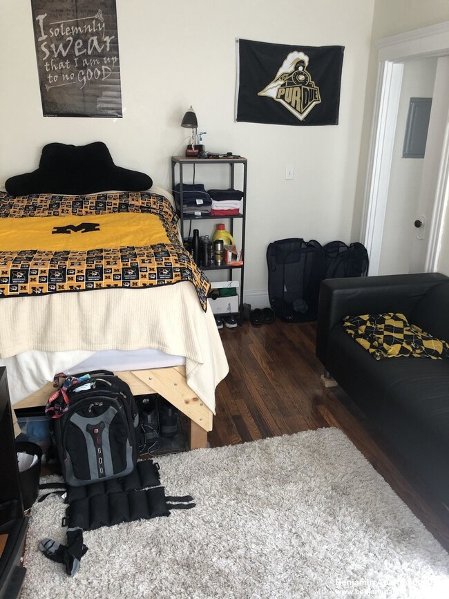 1185 Boylston St, Unit 22 in Boston, MA - Foto de edificio - Building Photo