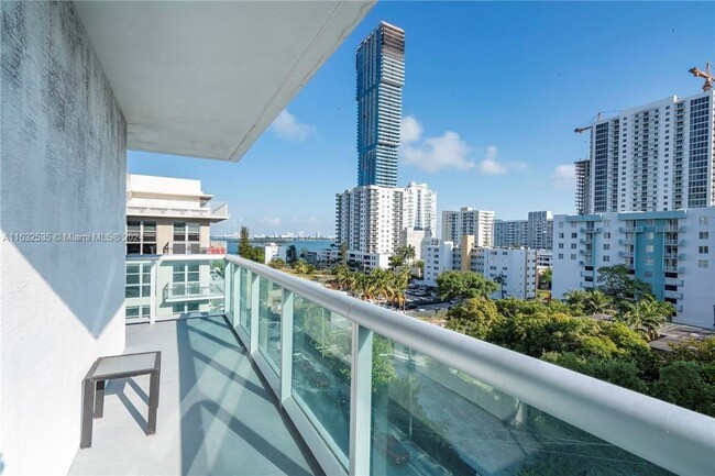 333 NE 24th St, Unit 610 in Miami, FL - Foto de edificio - Building Photo