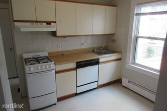 222 Banks St-Unit -# 6 in Cambridge, MA - Building Photo - Building Photo