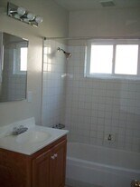 2257 San Anseline Ave in Long Beach, CA - Building Photo