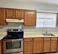 160 S Orchard Ave in Kennett Square, PA - Building Photo - Building Photo