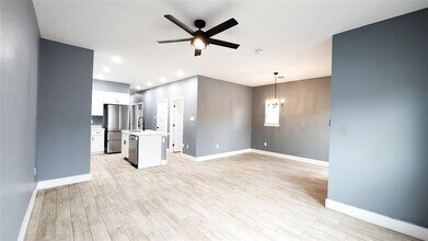 5174 Pershing St-Unit -B in Houston, TX - Building Photo - Building Photo