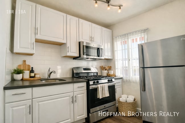 8517 Horner St, Unit 5 in Los Angeles, CA - Building Photo - Building Photo