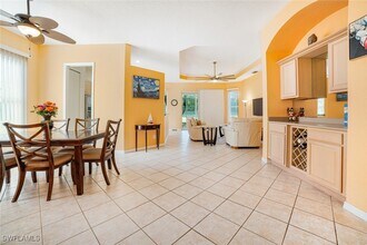 349 Harvard Ln in Naples, FL - Foto de edificio - Building Photo