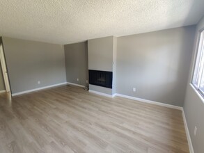 4714 S 700 E, Unit 30 in Murray, UT - Building Photo - Building Photo