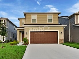 27192 St Andrews Ave in Wesley Chapel, FL - Building Photo