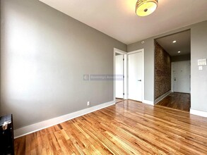 564 W 189th St in New York, NY - Building Photo - Building Photo