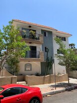 1218 McClellan Dr in Los Angeles, CA - Building Photo