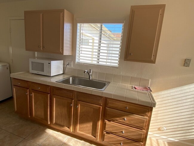 3296 Buena Hills Dr in Oceanside, CA - Building Photo - Building Photo