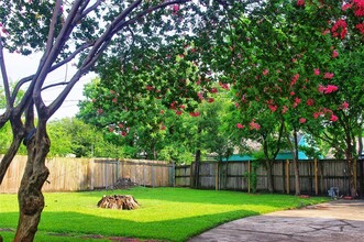 2524 Sheridan St in Houston, TX - Building Photo - Building Photo