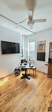 W 56th St, Unit 4B in New York, NY - Building Photo - Building Photo