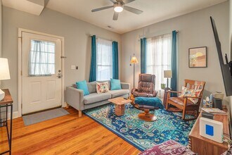 24 Jefferson Dr in Asheville, NC - Building Photo - Building Photo