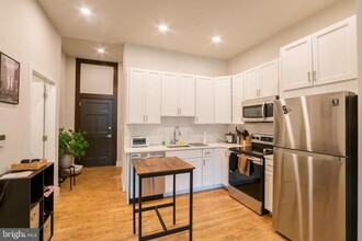 1300 S 19th St in Philadelphia, PA - Building Photo - Building Photo
