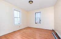 1144 Metcalf Ave in Bronx, NY - Building Photo - Interior Photo