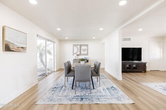 6844 E Hubbell St in Scottsdale, AZ - Building Photo - Building Photo