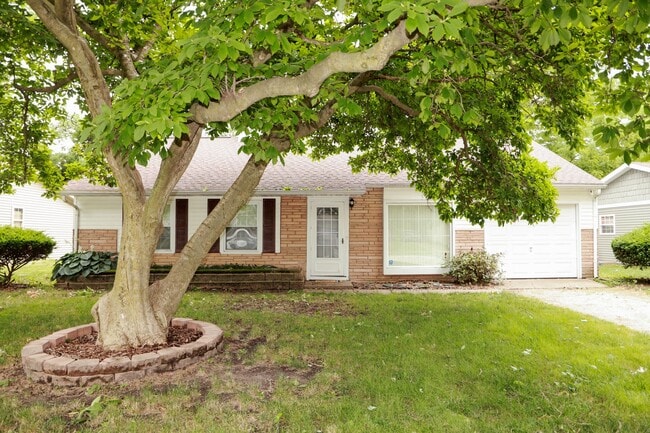 1714 Carolyn Dr