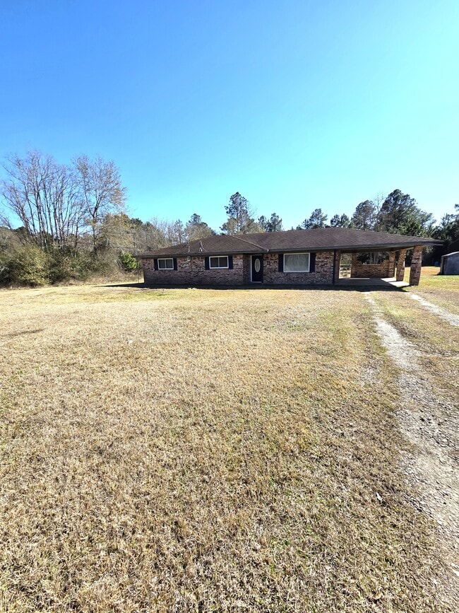 property at 121 County Rd 637