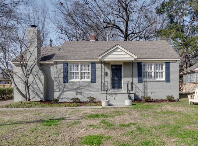 property at 537 Eastbourne Pl