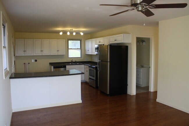 248 35th Ave N in Nashville, TN - Foto de edificio - Building Photo