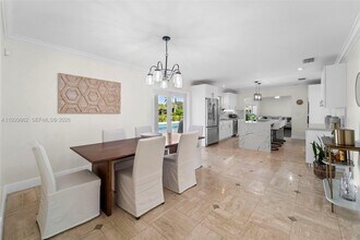 7221 SW 110th Ter in Miami, FL - Building Photo - Building Photo