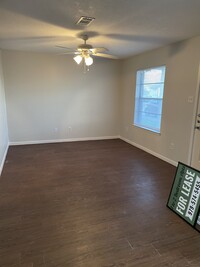 2903 Prairie Flower Cir, Unit B in Bryan, TX - Building Photo - Building Photo