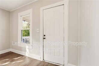 2051 Bloomfield Dr in Winston-Salem, NC - Building Photo - Building Photo