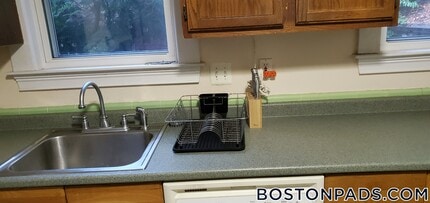 31-33 Greycliff Rd. in Boston, MA - Building Photo - Building Photo