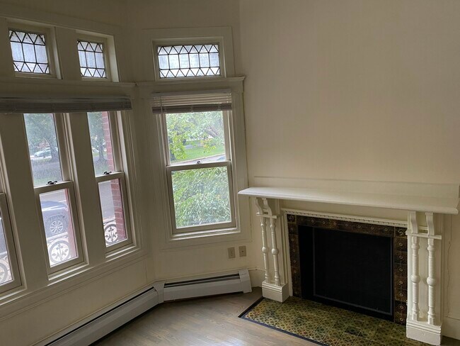 60 Commonwealth Ave, Unit 2 in Boston, MA - Building Photo - Building Photo