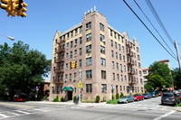 15517 Sanford Ave in Flushing, NY - Foto de edificio - Building Photo