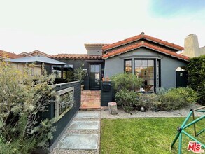 3159 Hutchison Ave in Los Angeles, CA - Building Photo - Building Photo