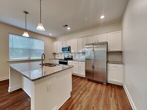 2484 Napa Valley Dr in Villa Rica, GA - Building Photo - Building Photo